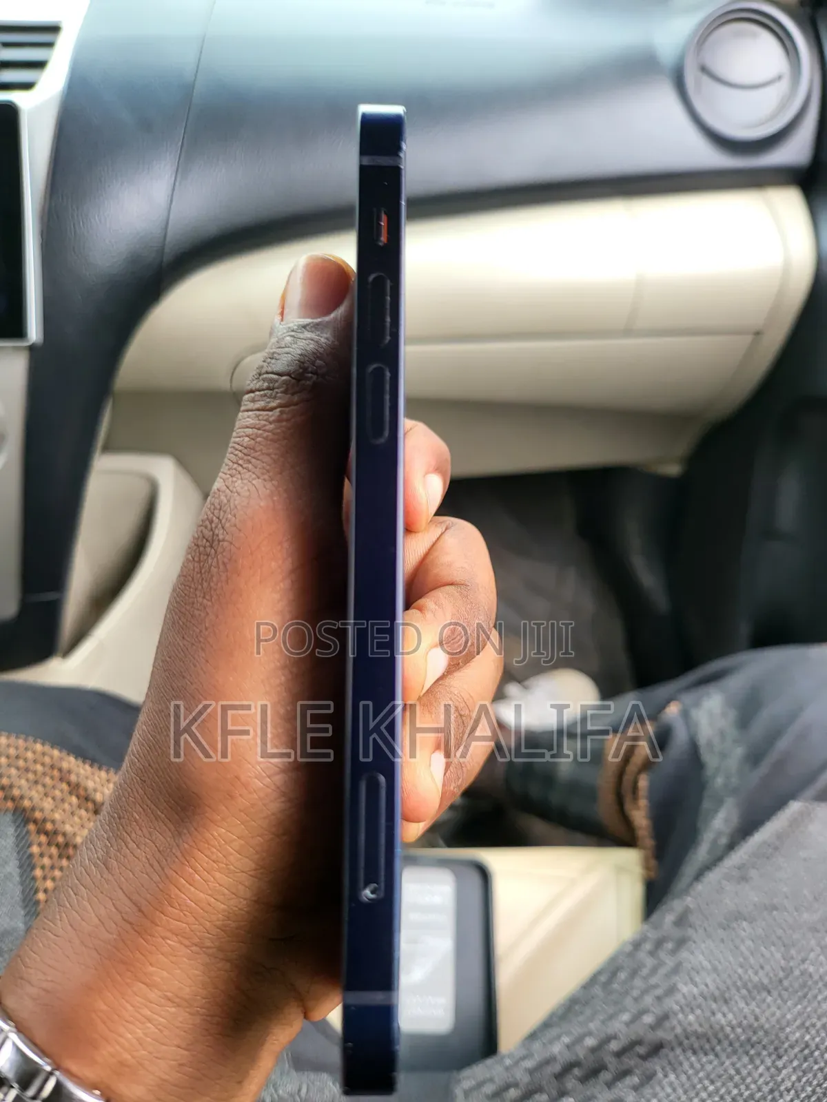 Apple iPhone 12 64 GB