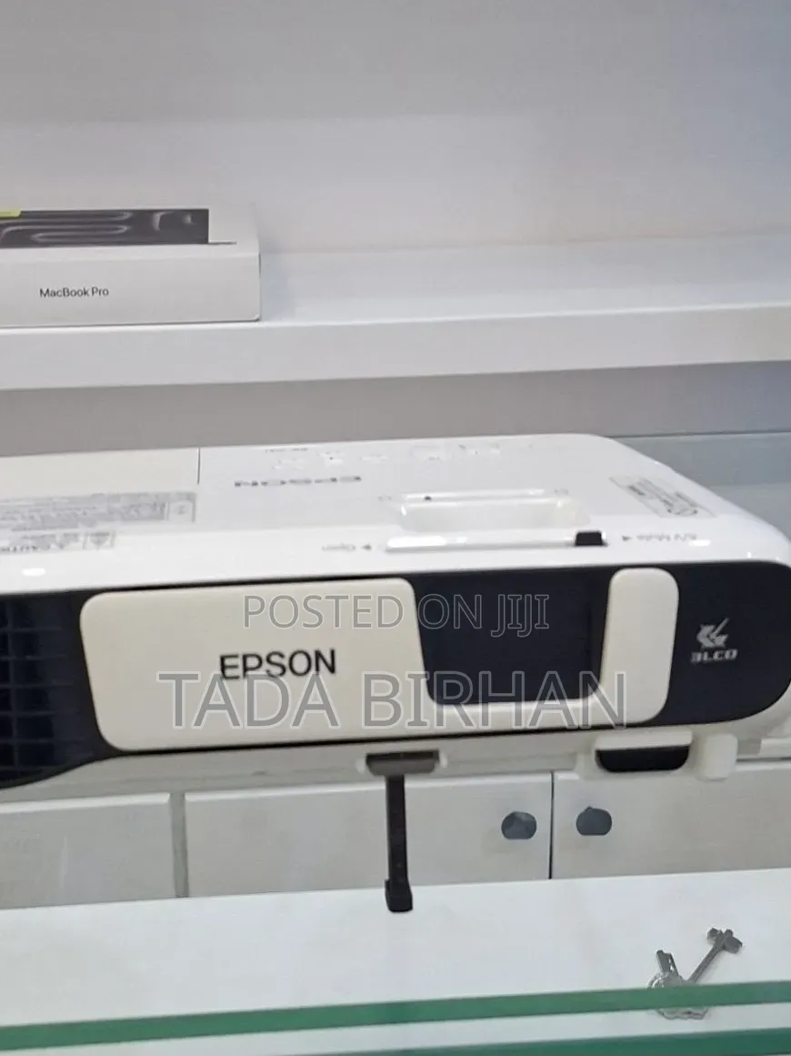 Epson Projector 
 
Model Name: Eb-S41
 
