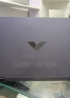 New Laptop HP 14-dq1088wm 16GB Intel Core i7 SSD 512GB