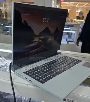 New Laptop Dell Inspiron 15 16GB Intel Core i7 SSD 512GB