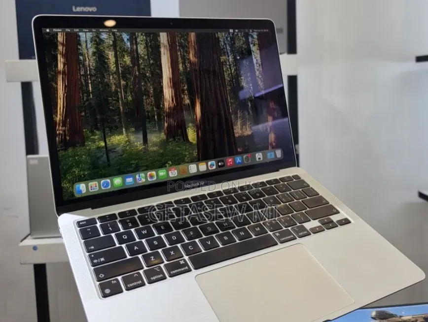 New Laptop Apple MacBook Air 2020 M1 8GB Apple M1 SSD 256GB