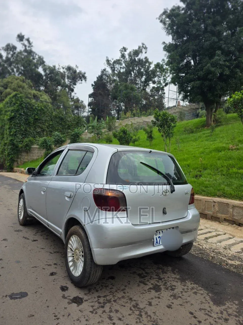 Toyota Vitz 1.0 FWD 5dr 2001 Silver