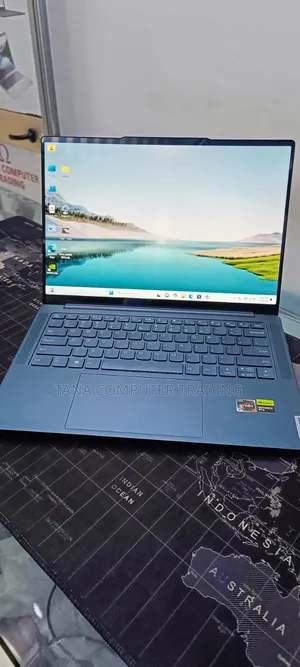 New Laptop Lenovo Yoga 710 16GB AMD Ryzen 7 SSD 1T