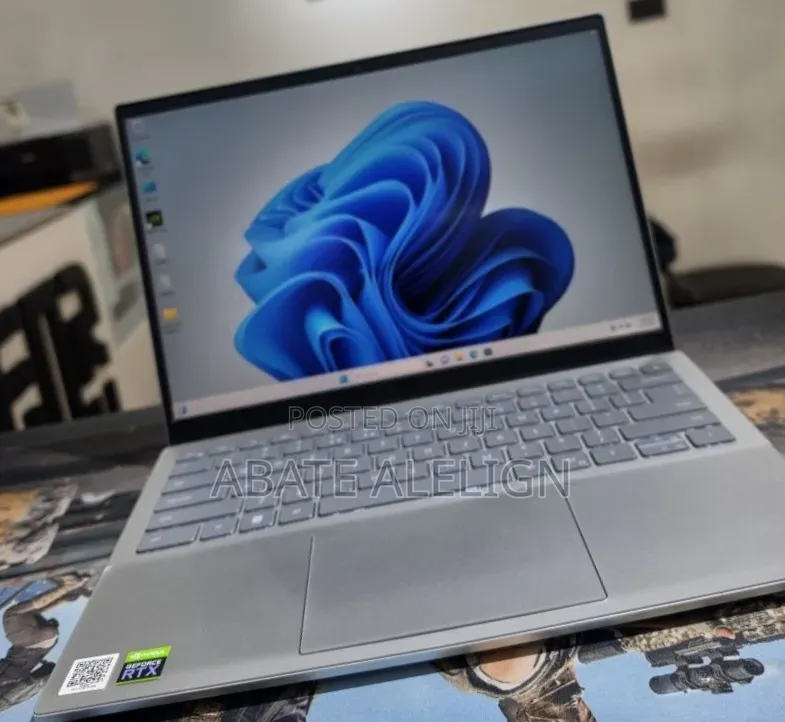 New Laptop Dell Inspiron 15 16GB Intel Core i7 SSD 512GB