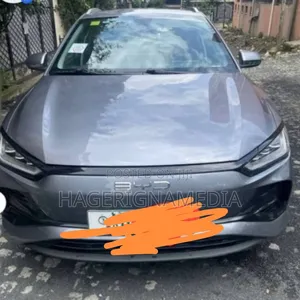 BYD E2 43 kWh 94 hp FWD 2025 Gray