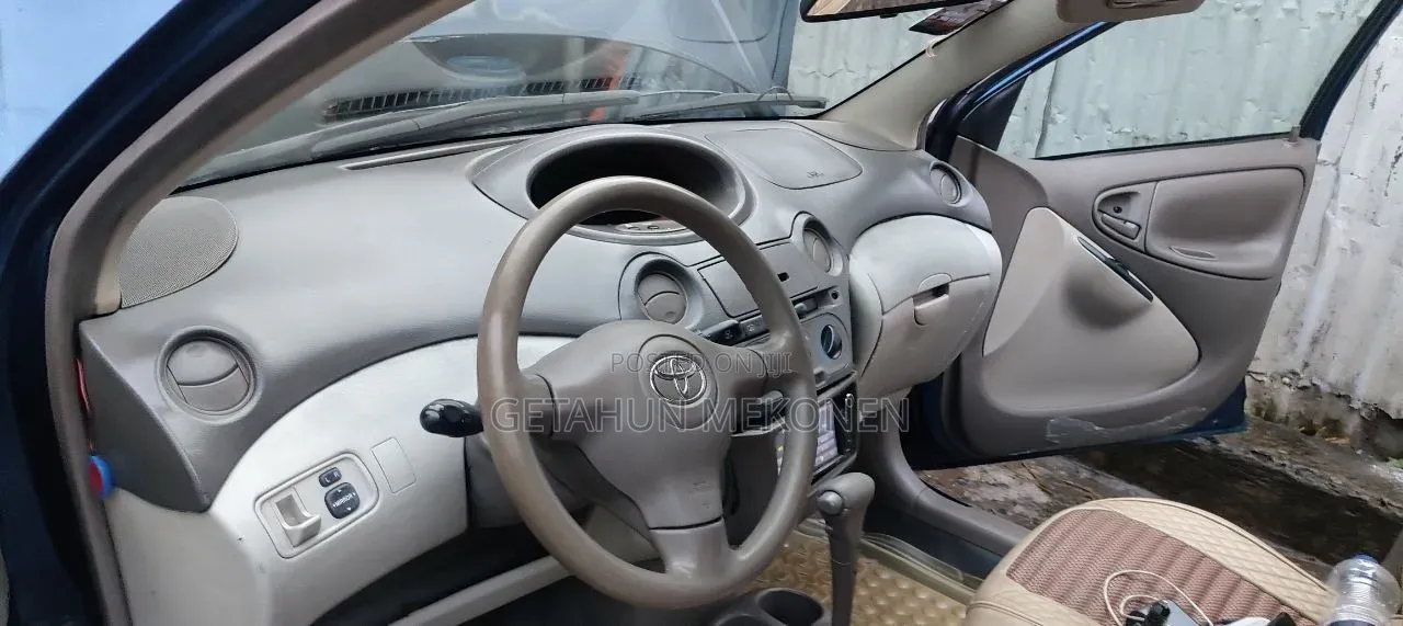 Toyota Platz 2005 Blue