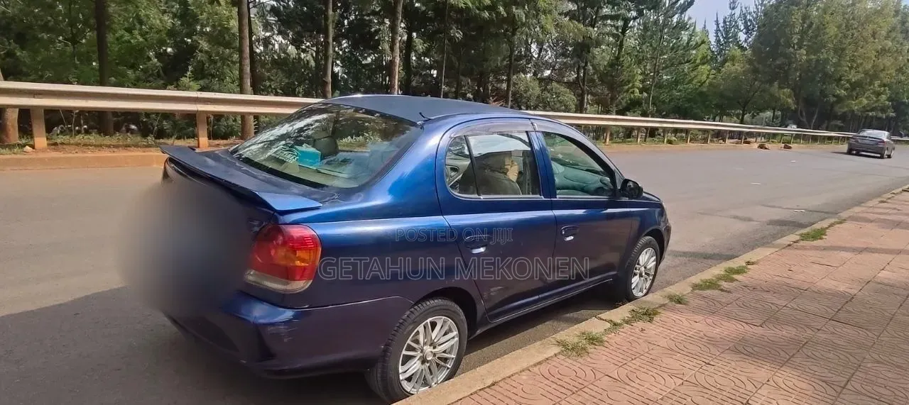 Toyota Platz 2005 Blue