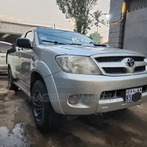 Toyota Hilux 2008 Silver