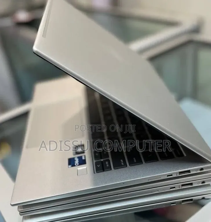 New Laptop HP EliteBook 840 G9 16GB Intel Core i5 SSD 512GB