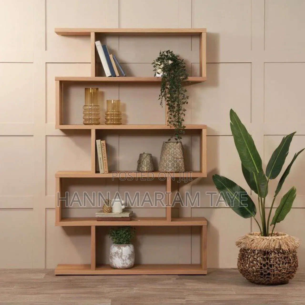 Smart Book Shelf