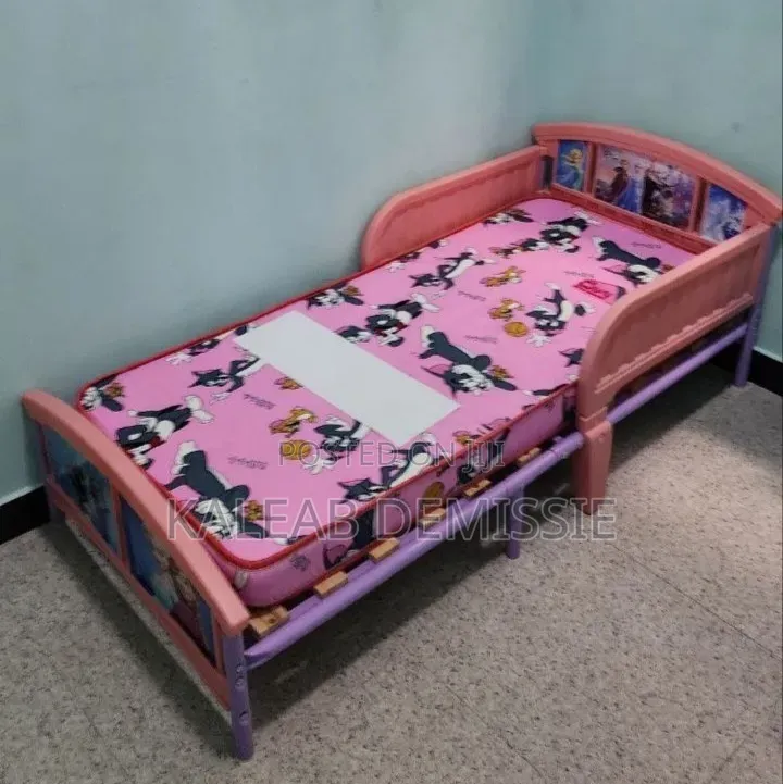 Adorable Baby/Kids Bed – Strong, Safe Cute