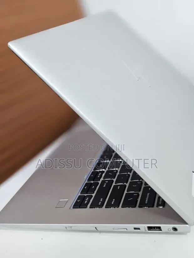 New Laptop HP EliteBook x360 1040 G9 16GB Intel Core i7 SSD 512GB