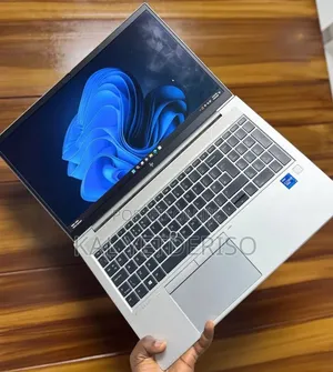 New Laptop HP EliteBook 850 G8 16GB Intel Core i7 SSD 512GB