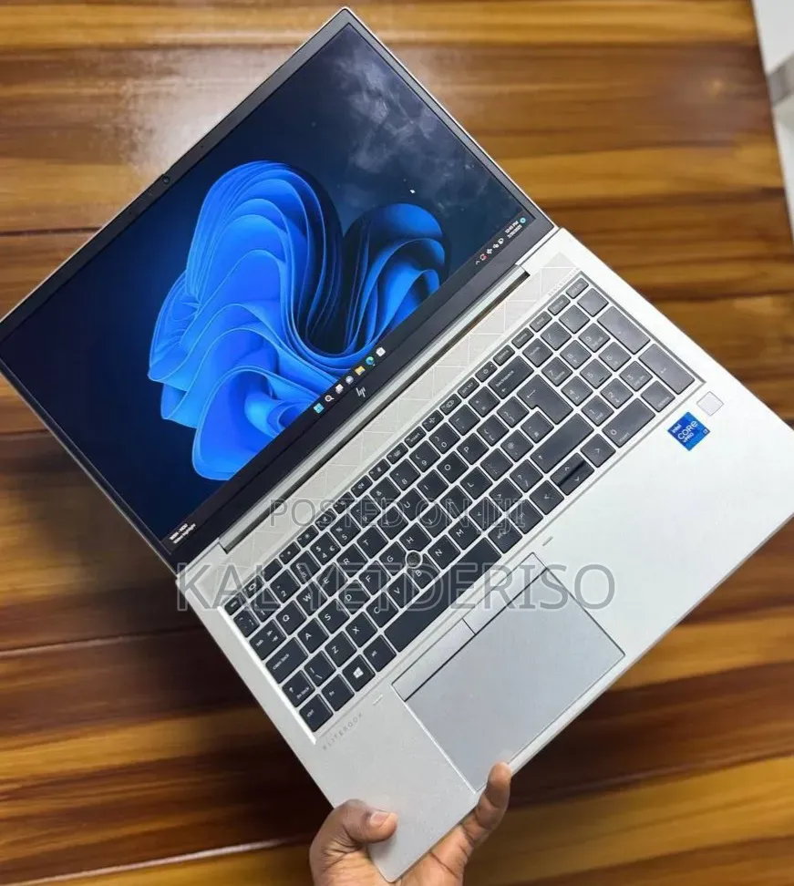 New Laptop HP EliteBook 850 G8 16GB Intel Core i7 SSD 512GB