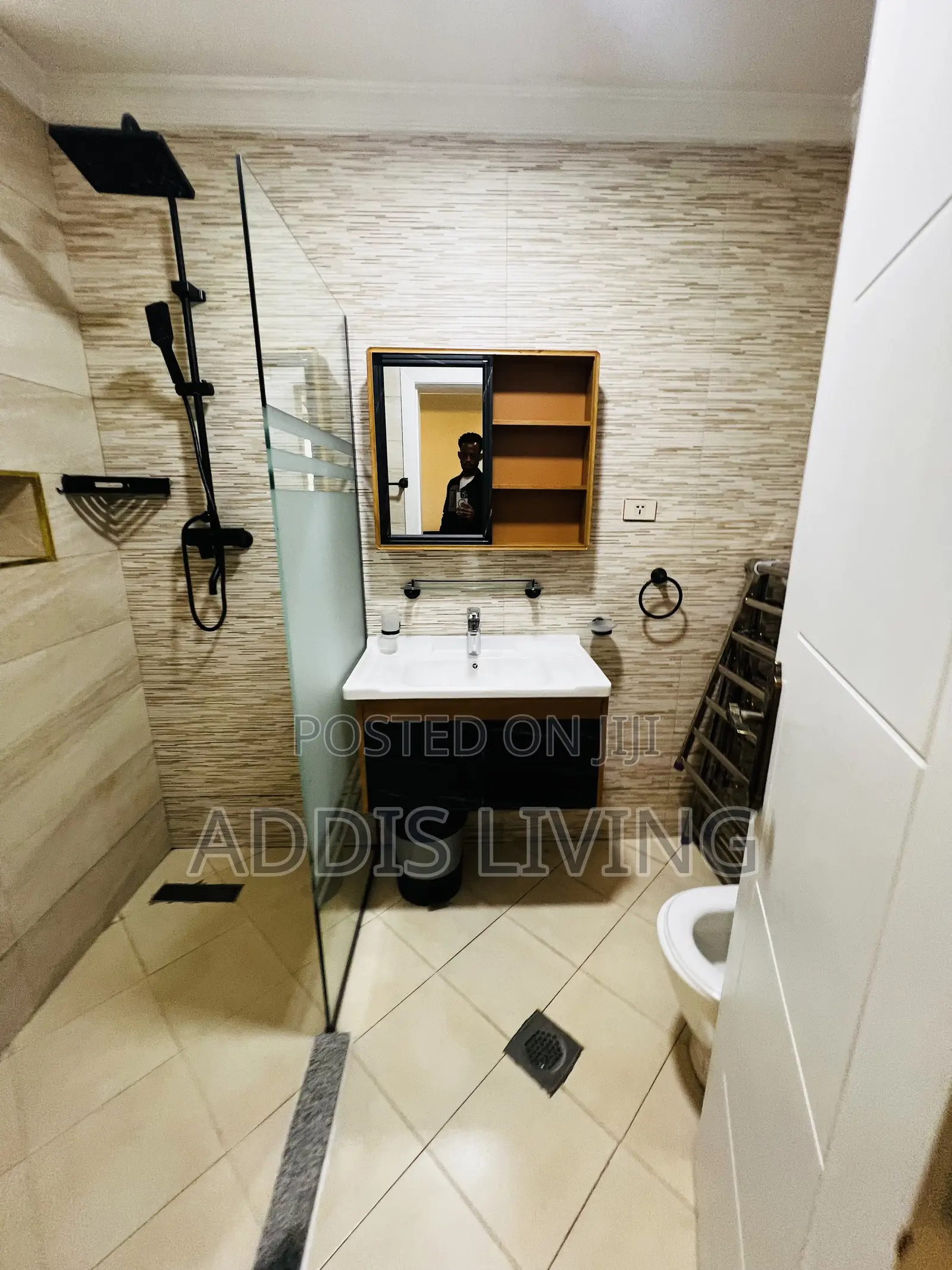 Furnished 2bdrm Apartment in Bole for rent