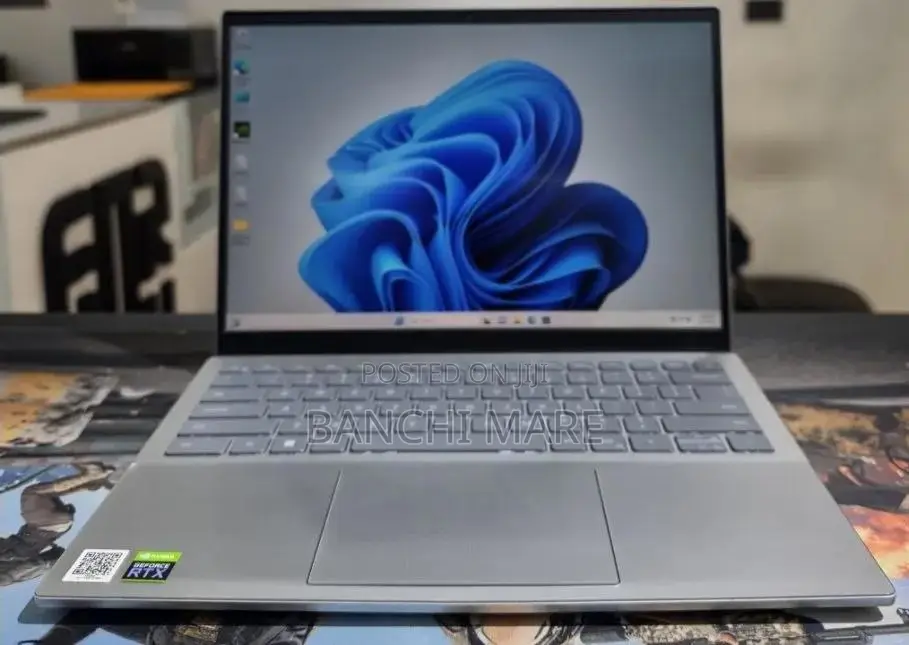 New Laptop Dell Inspiron 15 16GB Intel Core i7 SSD 512GB