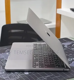 New Laptop Apple MacBook Pro 2021 M1 16GB Apple M1 Pro SSD 512GB