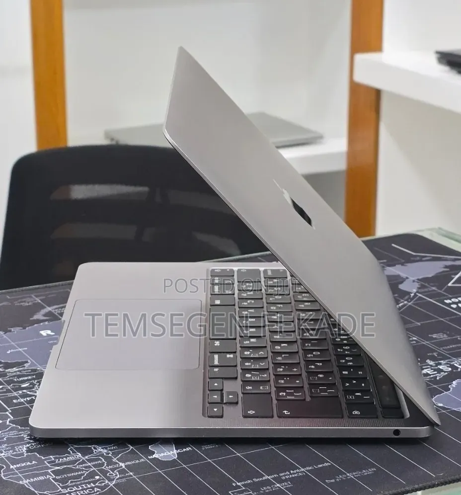 New Laptop Apple MacBook Pro 2021 M1 16GB Apple M1 Pro SSD 512GB