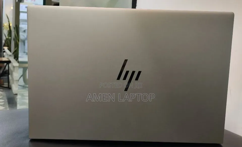 New Laptop HP ZBook Studio G8 16GB Intel Core i9 SSD 512GB
