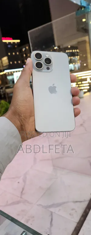 Apple iPhone 15 Pro Max 256 GB