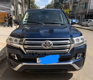 Toyota Land Cruiser 2017 Gray