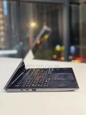 Laptop Lenovo ThinkPad X1 Yoga 8GB Intel Core i5 SSD 512GB