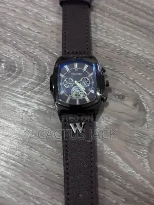 Tentwo Watches