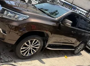 Toyota Land Cruiser Prado 2022 Brown