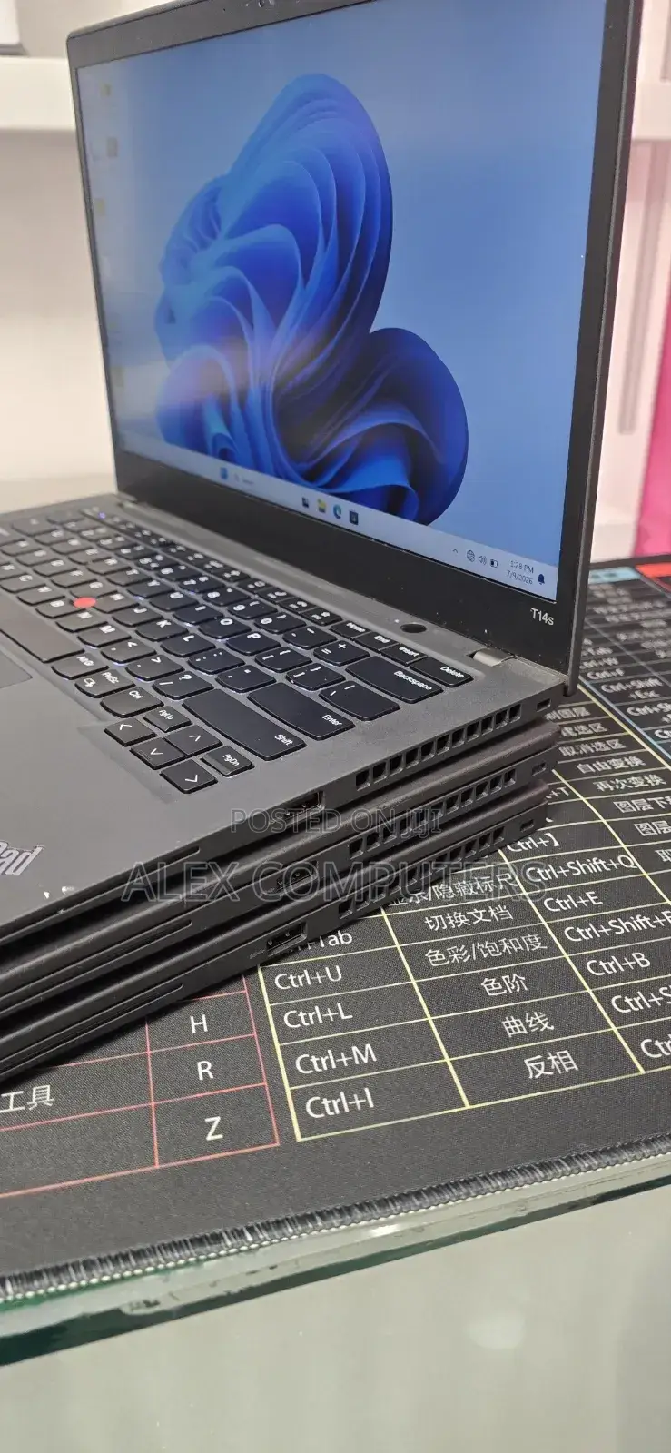 New Laptop Lenovo ThinkPad T14s Gen 2 16GB Intel Core i5 SSD 512GB