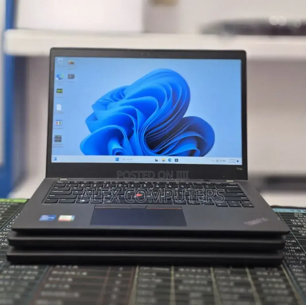 New Laptop Lenovo ThinkPad T14s Gen 2 16GB Intel Core i5 SSD 512GB