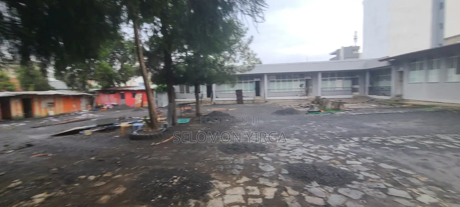 Rental School 2000 Thousand Square