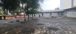 Rental School 2000 Thousand Square