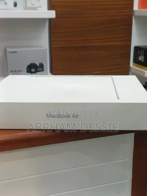 New Laptop Apple MacBook Air 2026 M5 16GB Apple M5 SSD 512GB