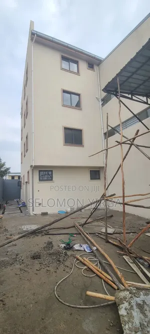 Warehouse Total 1500 Office Space G+4