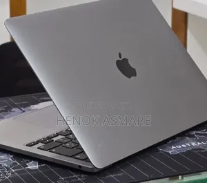 New Laptop Apple MacBook Pro 2021 M1 16GB Apple M1 SSD 512GB