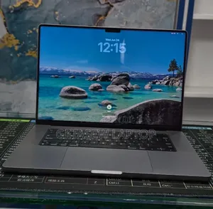 New Laptop Apple MacBook Pro 2021 M1 32GB Apple M1 Pro SSD 32GB