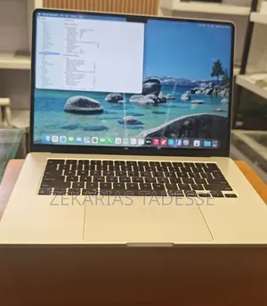 New Laptop Apple MacBook Air 2024 M3 8GB Apple M3 SSD 256GB