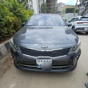 Kia K5 2016 Gray
