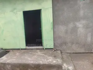 Ware House Rent for Pharmtic Food Fabric and Other