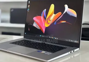 New Laptop Huawei 16GB Intel Core i5 SSD 512GB
