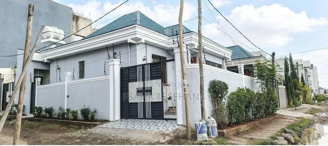 3bdrm Villa in Villa, Bole for rent