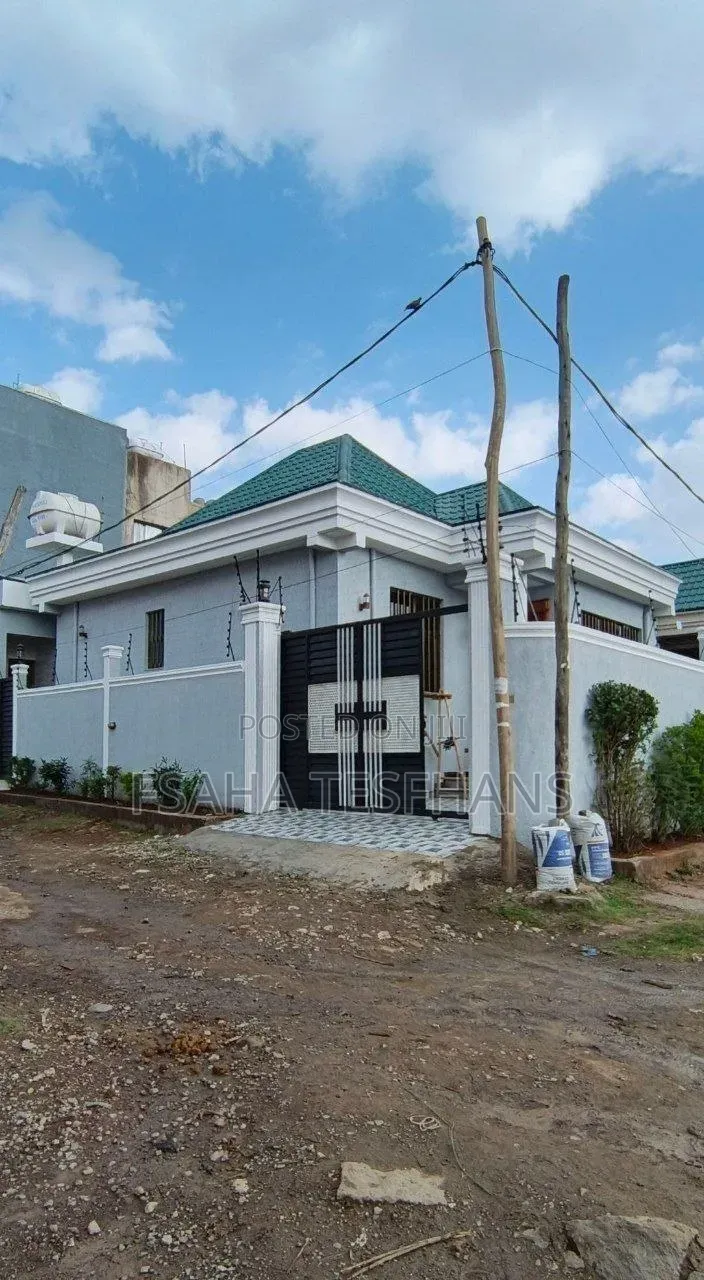 3bdrm Villa in Villa, Bole for rent