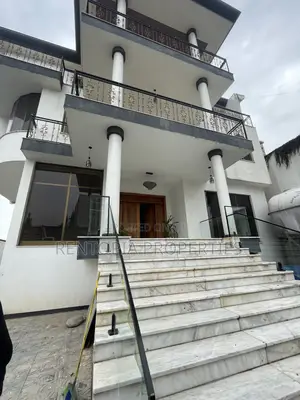 10bdrm House in Bole for rent