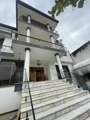 10bdrm House in Bole for rent