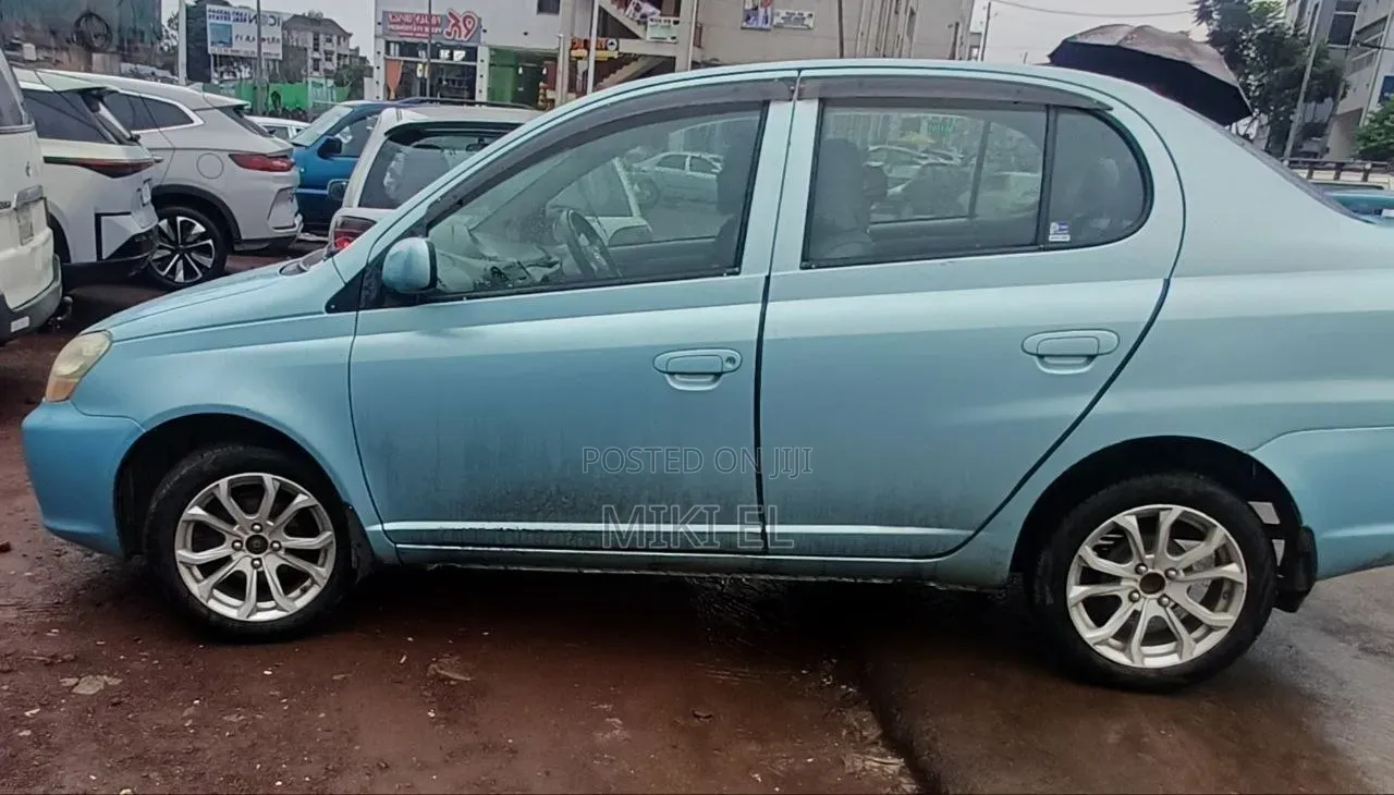 Toyota Platz 1.0 FWD 2005 Blue