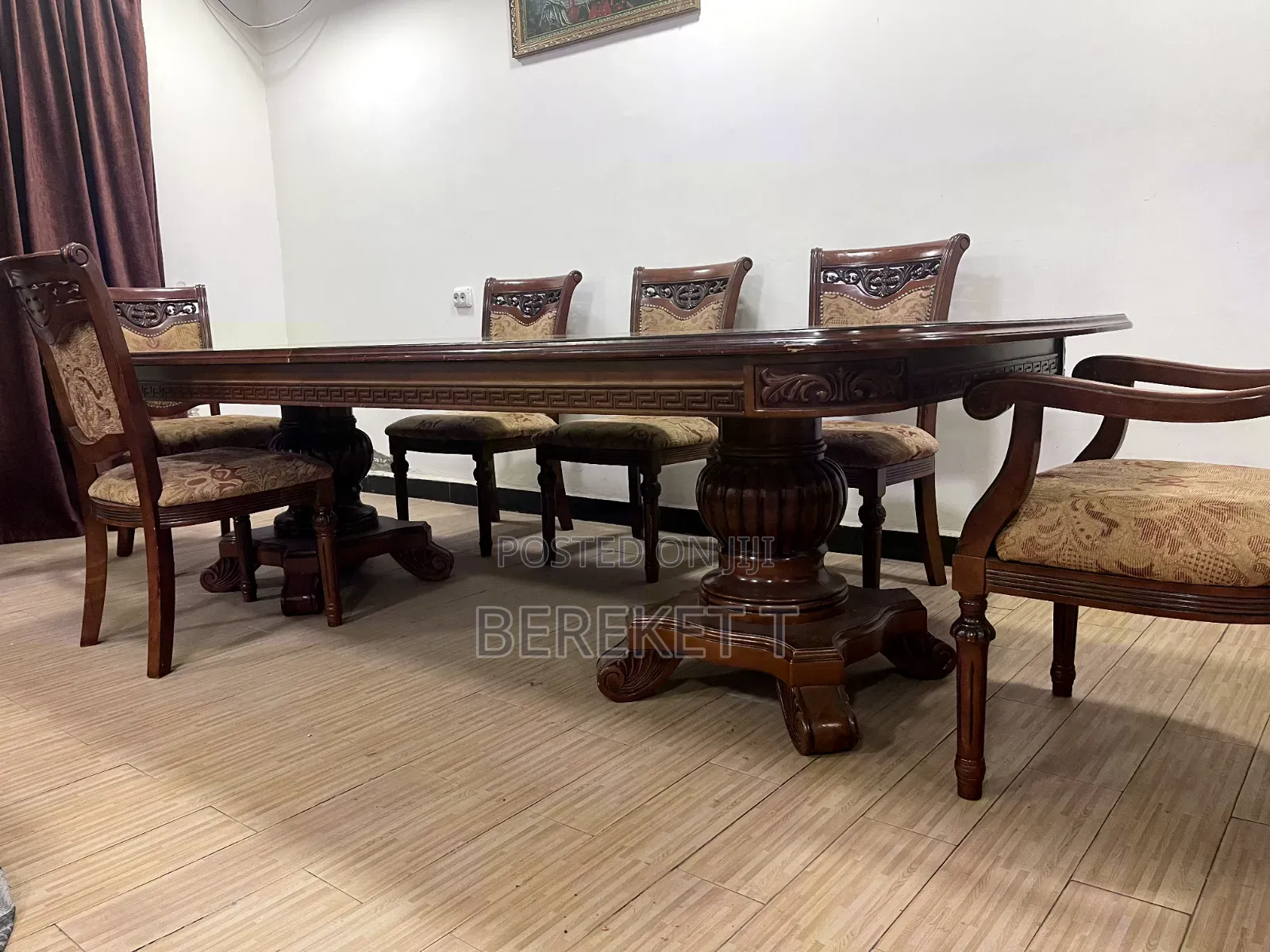 For Sale – Imported Luxury 8-Seater Dining Table Set