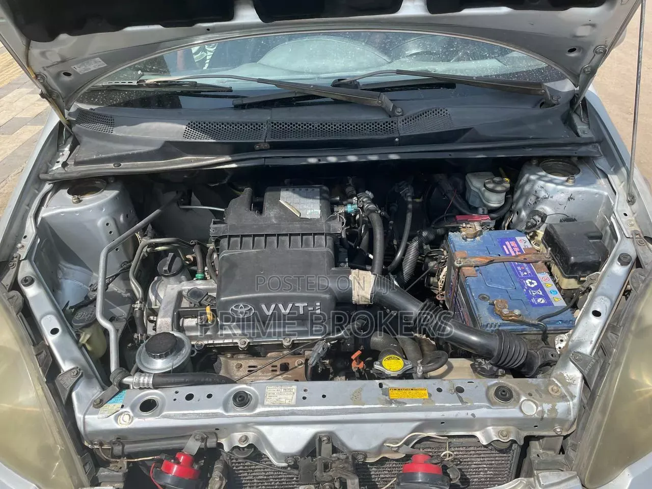 Toyota Vitz 2004 Silver