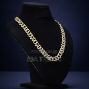 Luxury Chain – Trendy Fashion Accessory
