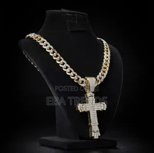 Luxury Chain – Trendy Fashion Accessory