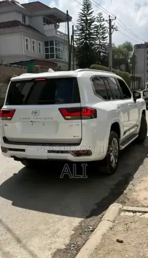 New Toyota Land Cruiser 2025